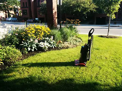 A cleaning equipment for the frontyard