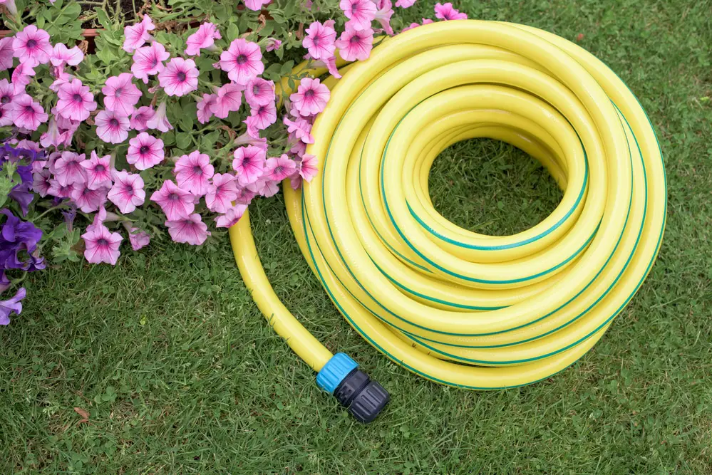 how to make a garden hose reel